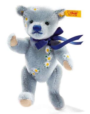Steiff Classic Daisy Teddy Bear